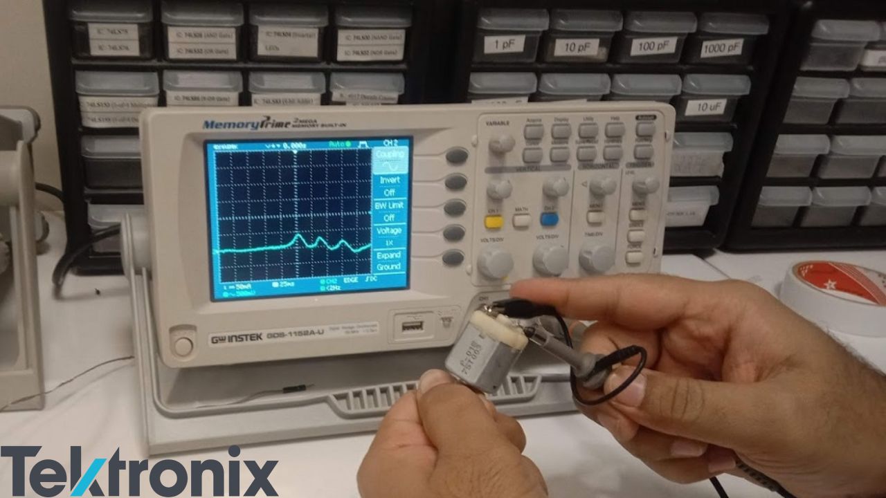 اسیلوسکوپ چیست؟