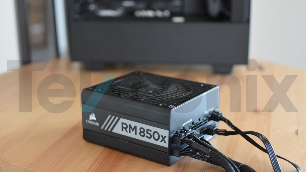 منبع تغذیه کامپیوتر