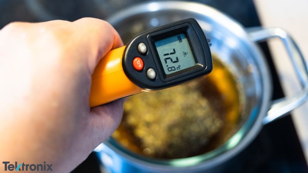 ترمومتر چیست؟