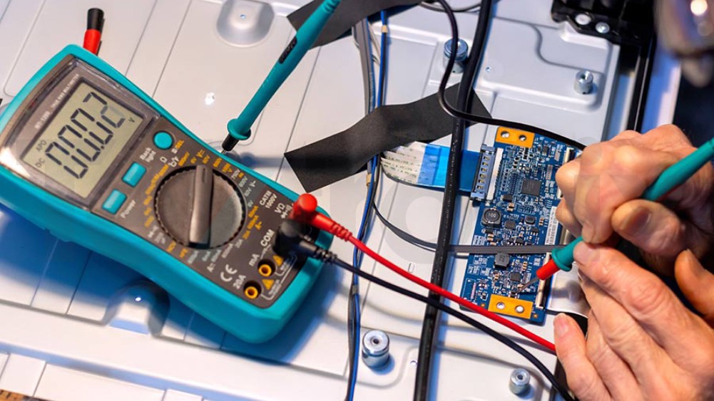 تست قطعات الکترونیکی با مولتی متر