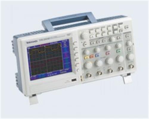 اسیلوسکوپ دیجیتال TDS-2024 C